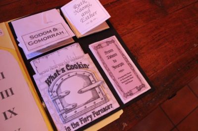 Old Testament Hands-On Bible Study : Half a Hundred Acre Wood